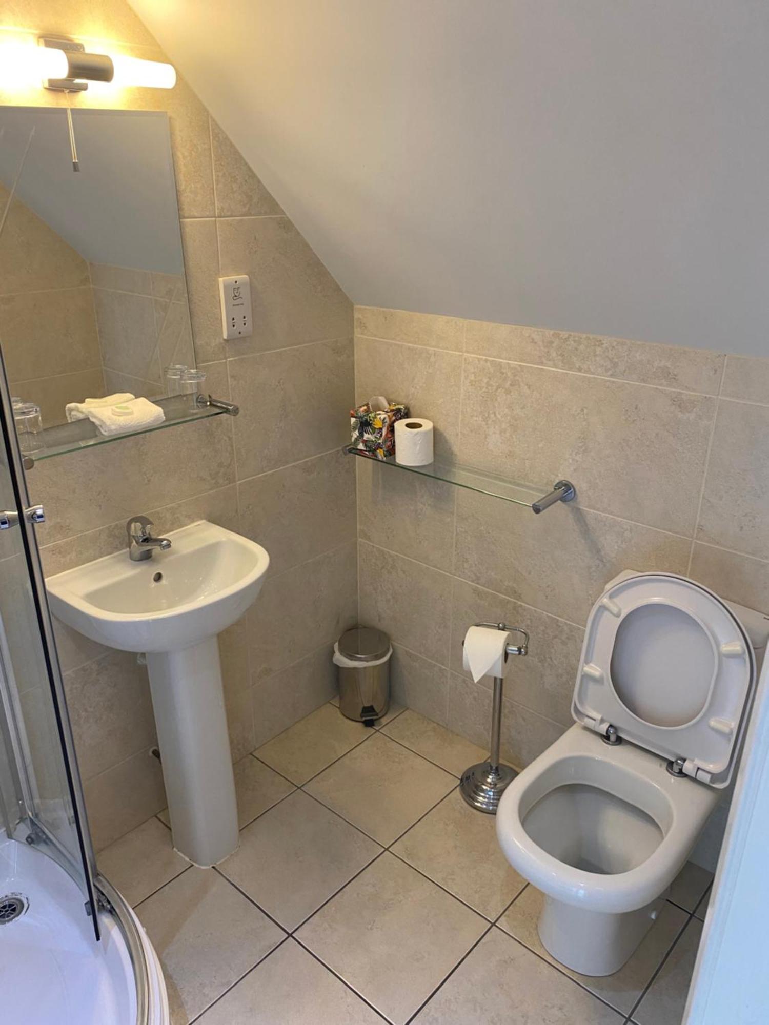 315 Bar & Restaurant Hotel Huddersfield Ngoại thất bức ảnh